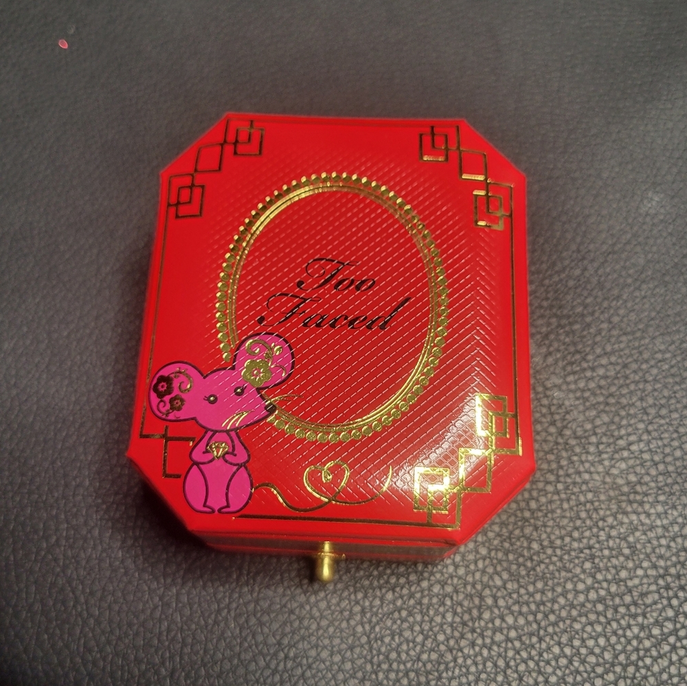 Too Faced Diamond Light - Picture 4 of 9